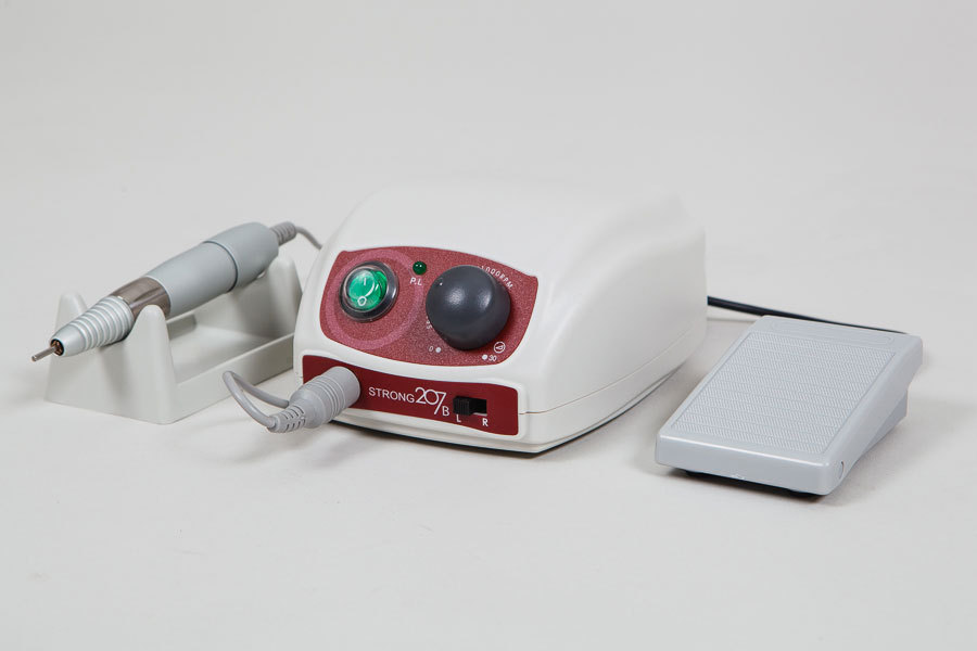 Аппарат для маникюра Strong 207B/H150 (с педалью в коробке) цена 8 100 рублей
