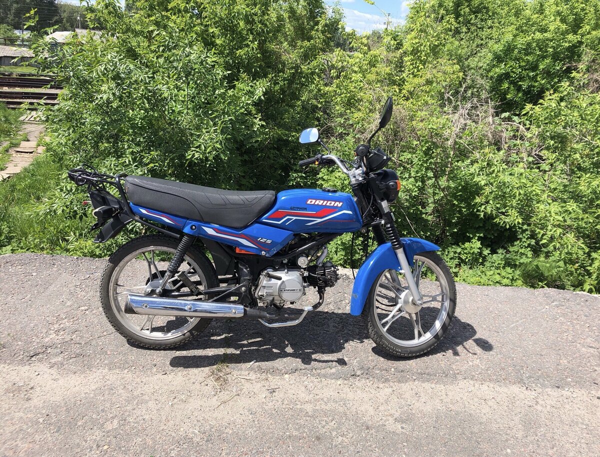 Предпоследний мопед.