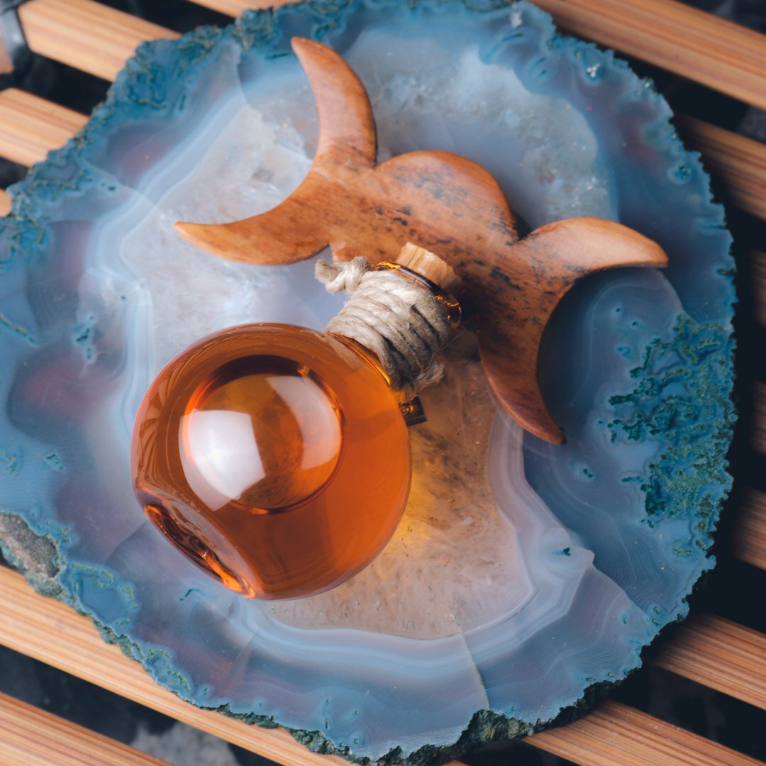 N46 Красная Луна /Luna Roja/ ARTOLIUM (https://vk.com/artolium)