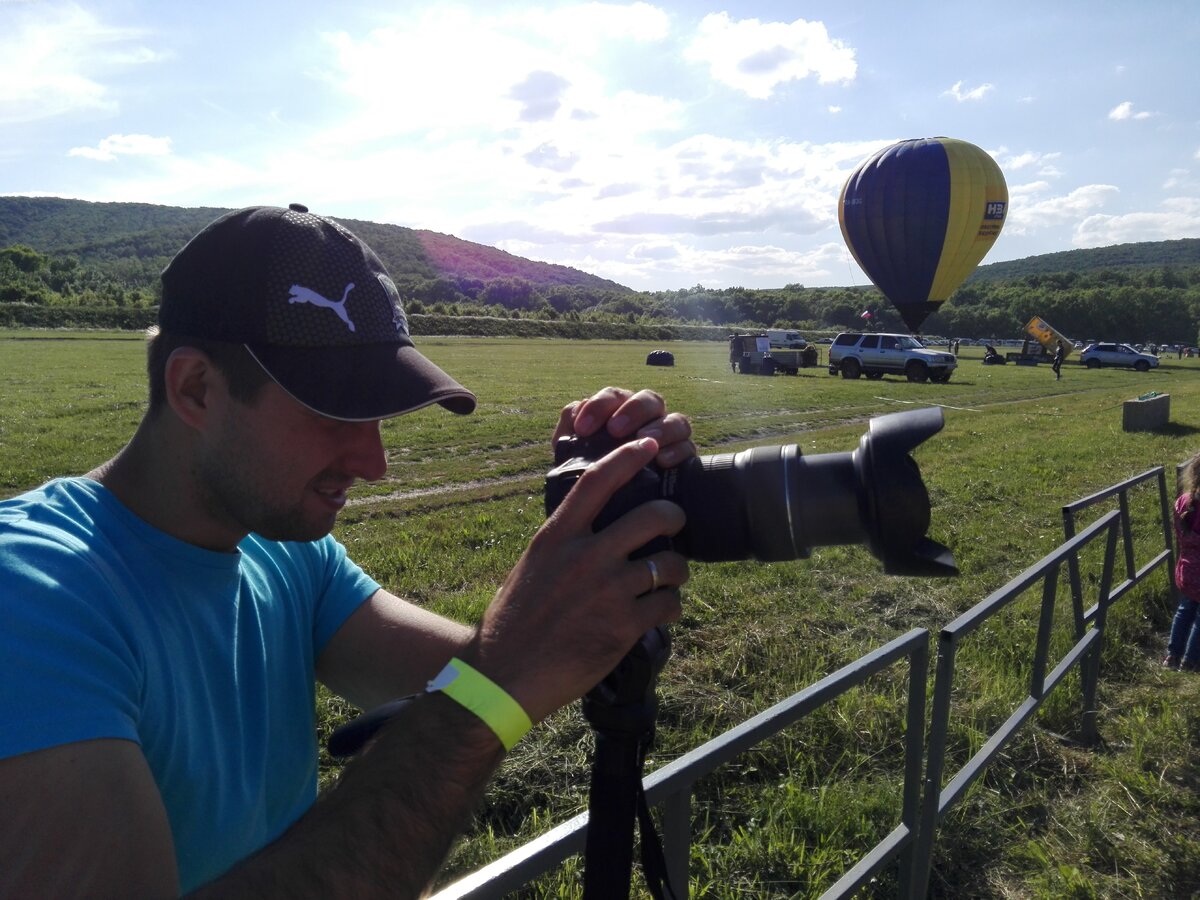 Поехали на фестиваль воздушных шаров и решили поснимать для стоков. 