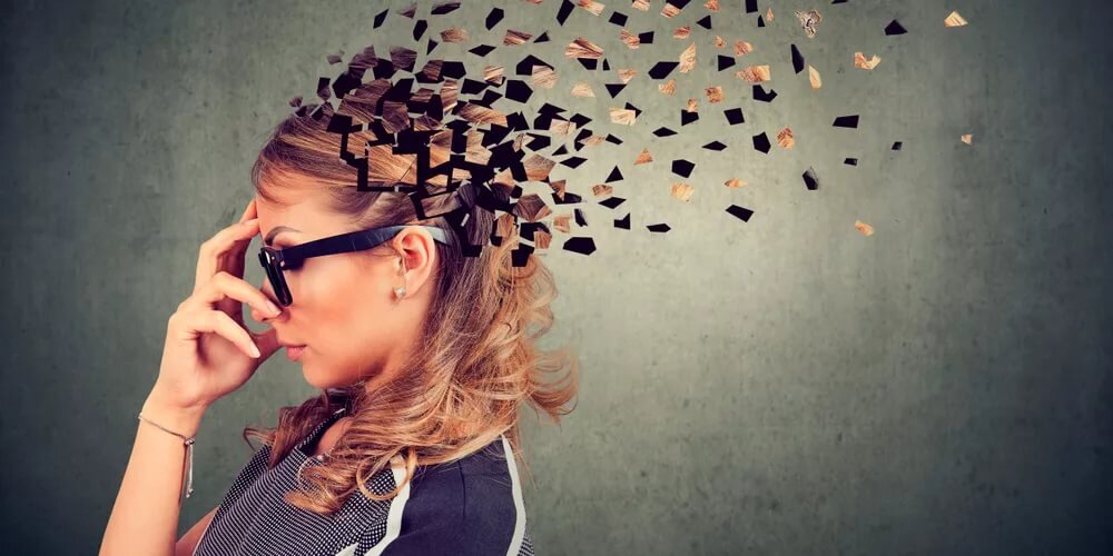 Иногда хочется поставить жизнь на паузу и остановить поток мыслей.