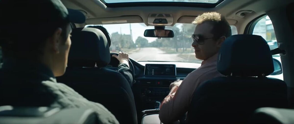 Брат, братан, братишка едут в Магадан, то есть, сверлить афроамериканца