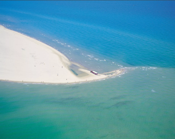 Разделение морей. Фото из открытого источника