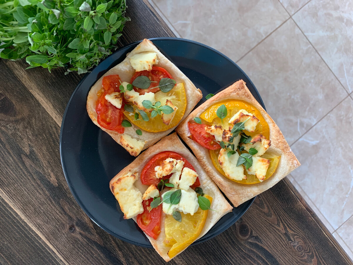 Пирог с помидорами