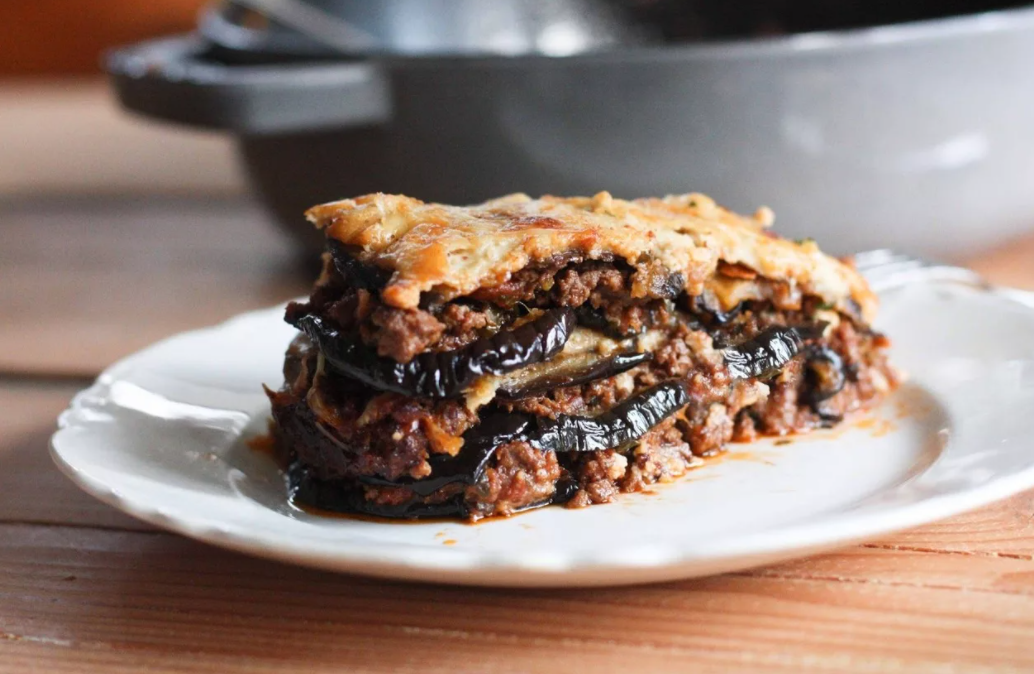 Moussaka. Мусака. Мусака блюдо. Мусака Греция.