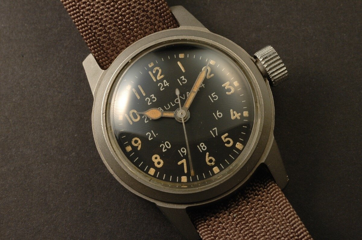 Bulova MIL-W-3818A, фотография взята с сайта https://www.60clicks.com/vietnam-war-watch-guide/