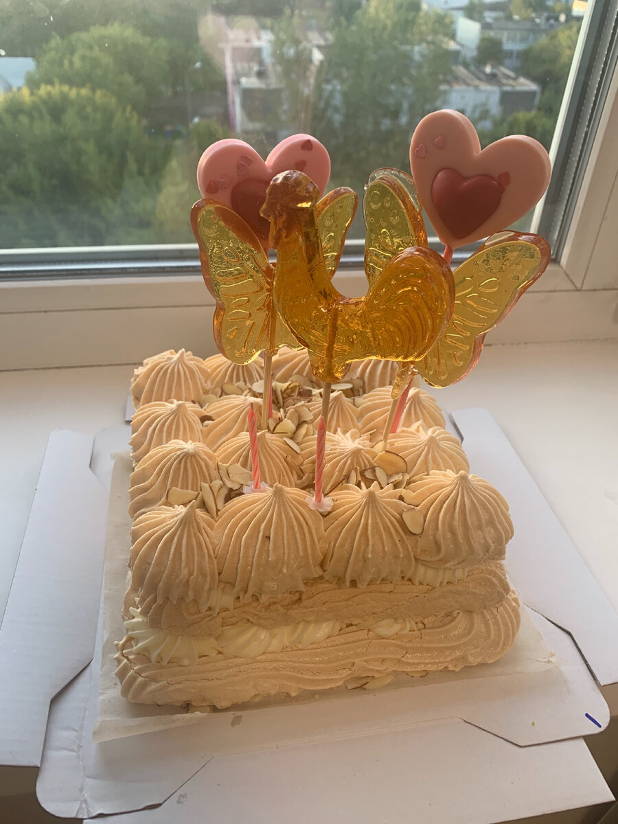 Бабушка с старшими дочерьми