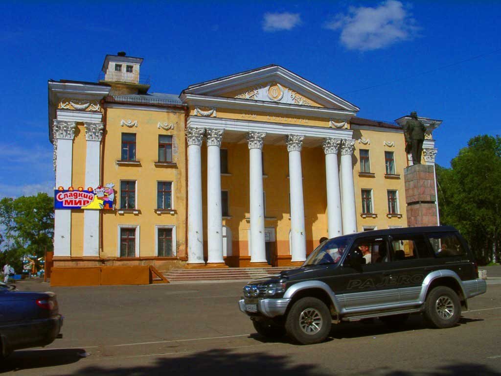 Гавань хабаровский край. Советская гавань Хабаровский. ДК Советская гавань. Советская гавань центр города. Дом культуры Советская гавань.