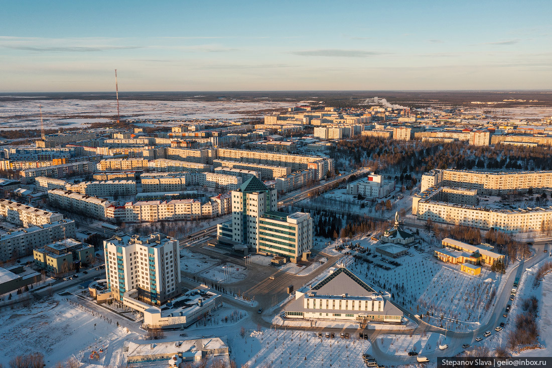 Город надым. Ямал город Надым. Город Надым фото. Город джинс Надыме. Надым в дыму фото.