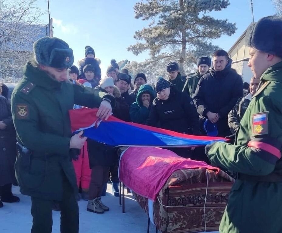    В Адамовском районе простились с двумя бойцами ЧВК «Вагнер», погибшими в ходе спецоперации на Украине
