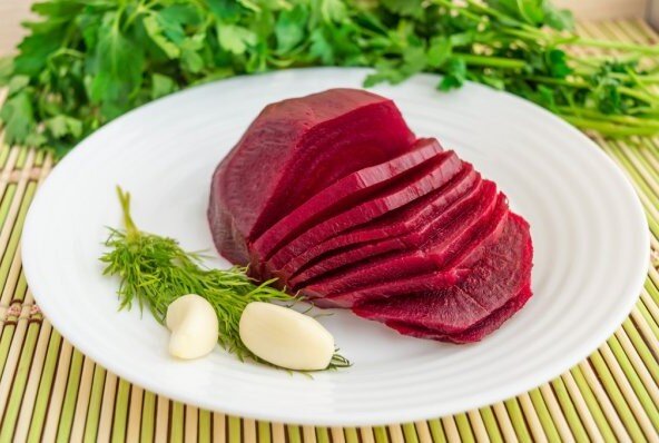 Шаг 1: Приготовление свеклы