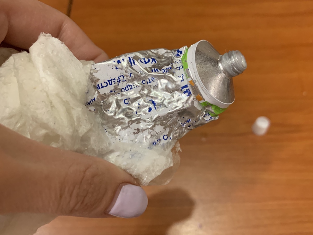 У меня уже тюбик весь слез 