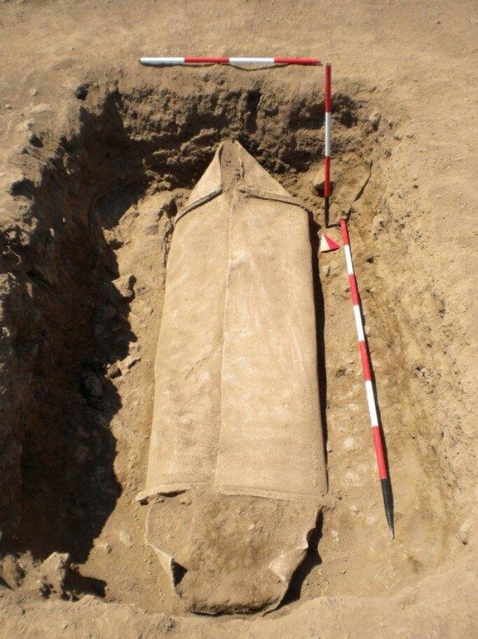 Гроб. Могила на кладбище. Через сколько лет можно захоранивать. Через сколько лет можно захоранивать. Через сколько лет можно захоранивать.