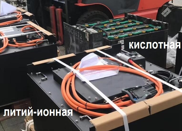 Форма одинакова, а содержимое разное. 