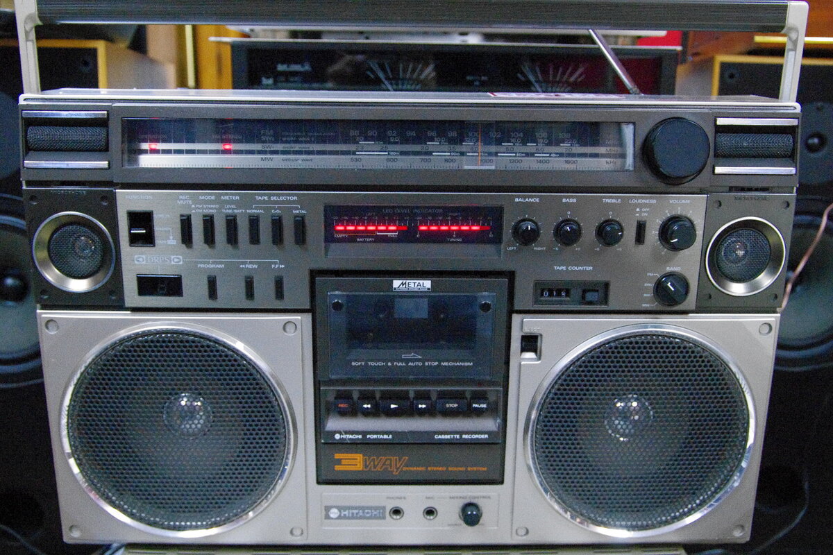 Hitachi Trk w1100. Магнитофон Хитачи. Hitachi Trk-9500. Hitachi Trk-9600.