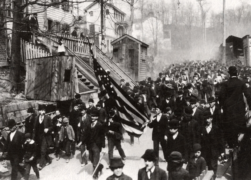 Армия Кокси двигается по городу на Вашингтон