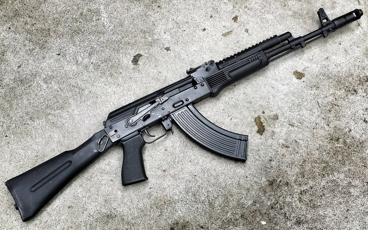 АКМ