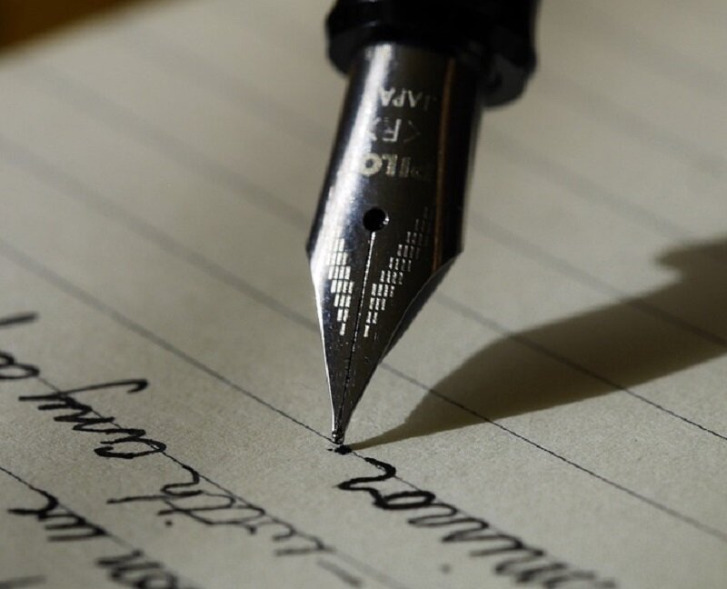 Зачем записывать текст, если он есть в учебнике? Слышу такое иногда от учеников и потом объясняю - зачем...