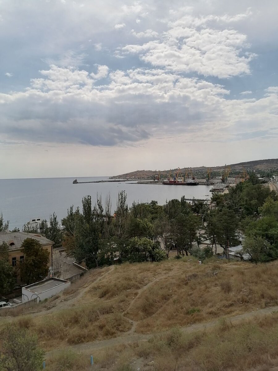 тут мы чисто переночевали, поэтому фото мало