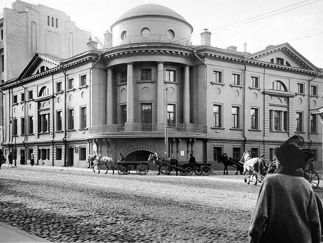 старый военторг в москве