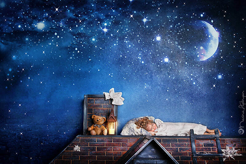 Пусть умоет вода, в крещенскую ночь. И морозцем пройдётся по коже. Всё что было плохое, с водою уйдёт втайный день, Крещенья Господня!©️