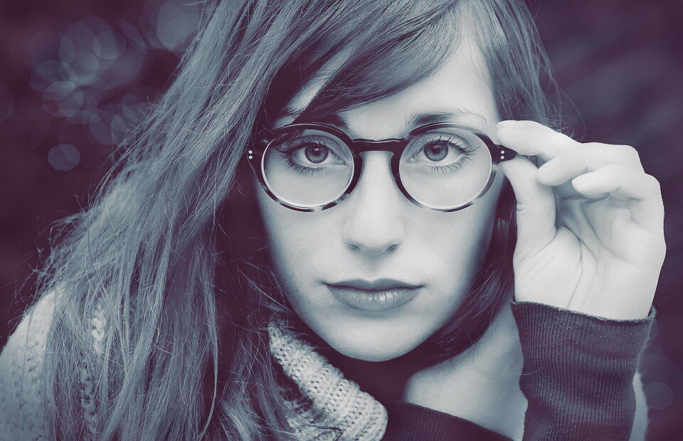 На старых фотках мама очень хороша.