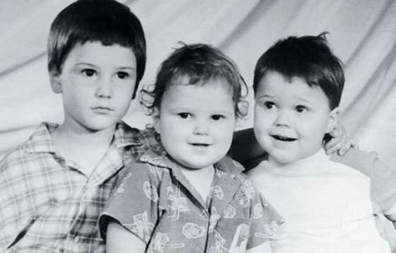 Данила справа