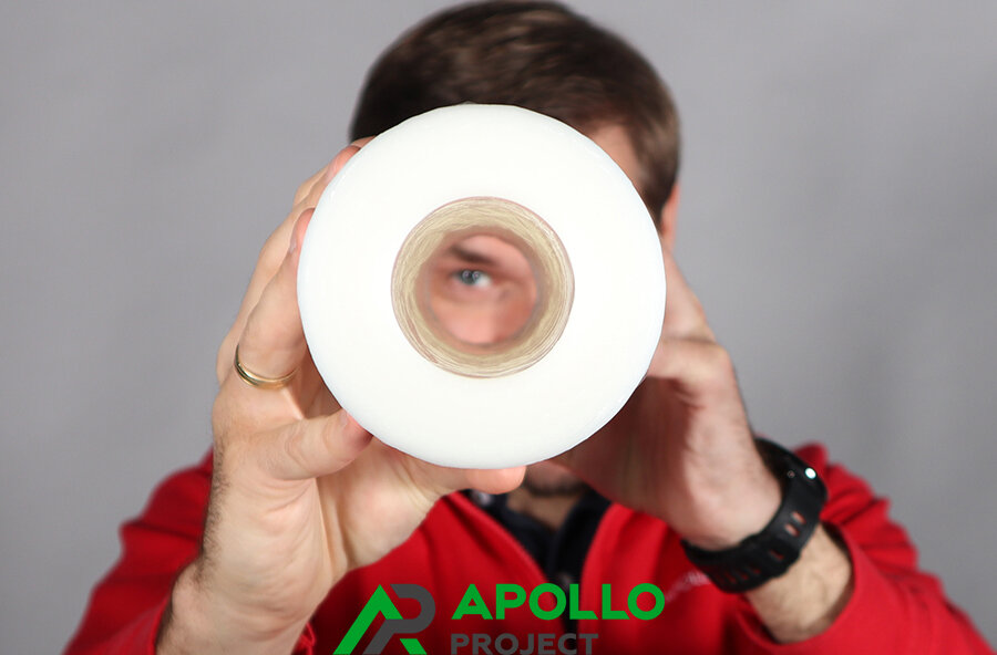 Крупные игроки рынка пищевой промышленности России бьют тревогу об очередной угрозе ценам на продукты питания. Главная причина – значительный рост себестоимости упаковочных материалов. С июня 2020 г. цена полиэтилена выросла на 25–30%. Производители упаковки в России утверждают, что серьезно страдают из-за подорожания сырья, в частности из-за остановки ряда европейских производств в период пандемии. Эксперты предупреждают, что впереди еще более ощутимый рост цен на упаковку. Это объясняется тем, что в период ограничений переработчики сократили закупки полимеров и запасы изделий, а сейчас не успевают произвести необходимый объем.