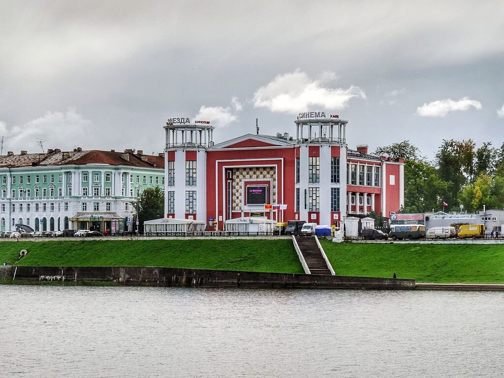  Краткое описание
Тверь, расположенная между Москвой и Санкт-Петербургом, ещё несколько веков назад была одним из крупнейших торговых центров России.-9