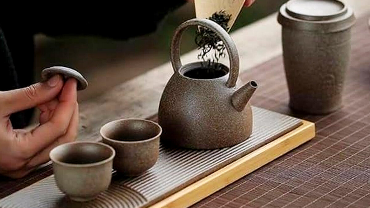 Нет страны, где бы не пили чай, в истории каждого народа есть своя "чайная церемония". 