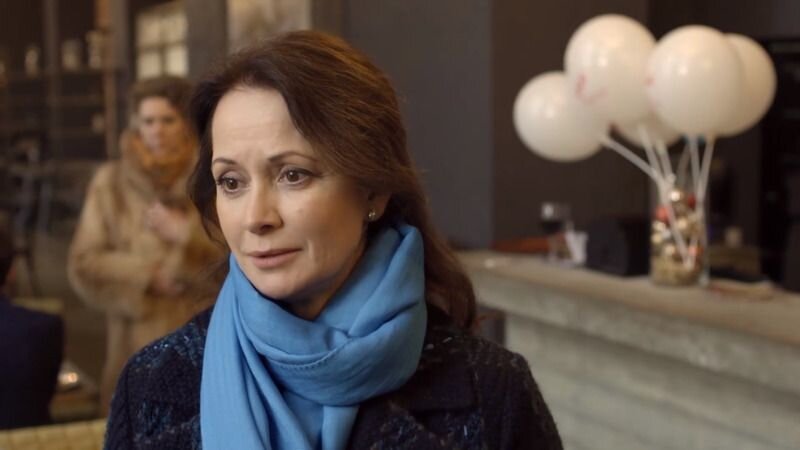 Ольга Кабо на съемках сериала «Позднее счастье»