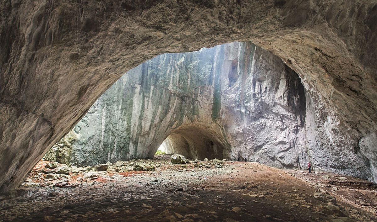 https://www.goturkeytourism.com/assets/img/top-majestic-caves-turkey.jpg