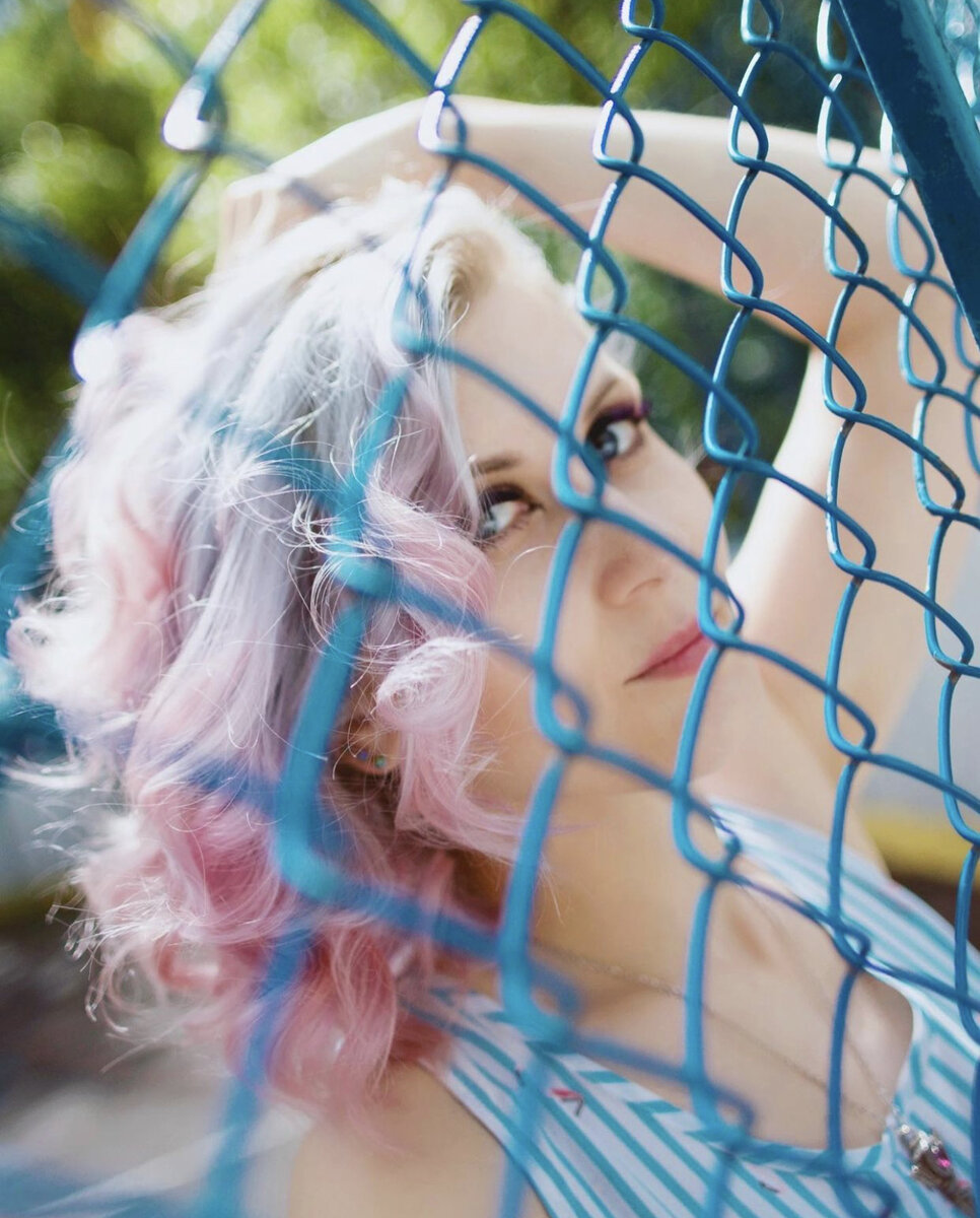 Горелова Виктория. Мастер по цветным окрашиваниям в Москве. @ToriDar_hair