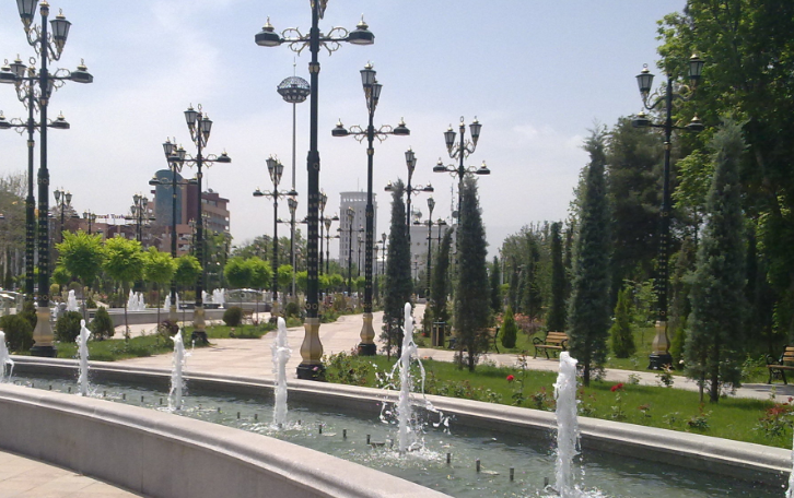 Почему в Туркменистане отменили бесплатные воду, газ и соль? Узнал и сравнил их цены с нашими