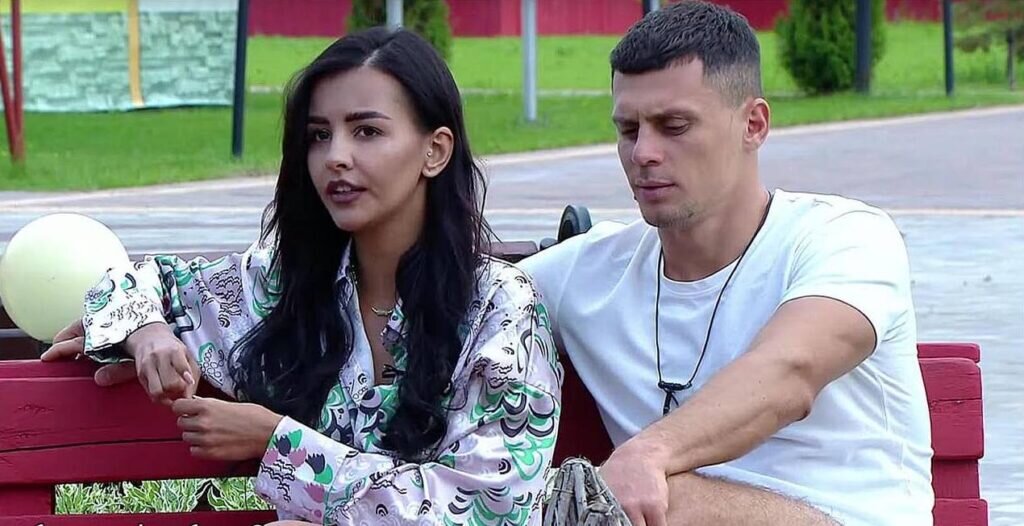 Участники проекта дом 2 Кристина Бухынбалтэ и Иван Барзиков, фото из яндекс картинки.