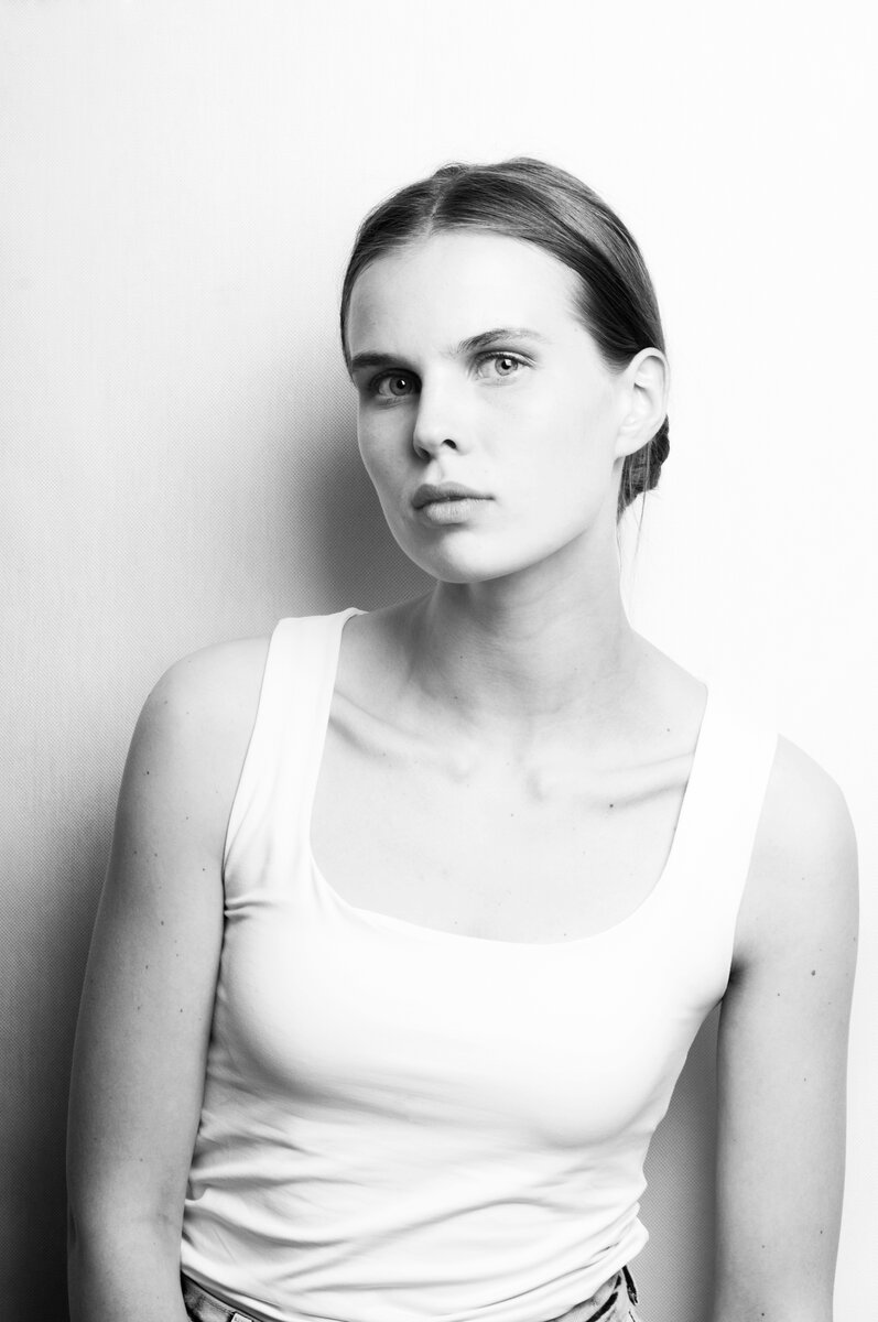 Александра Ревенко. Изображение взято с сайта: https://www.kinopoisk.ru/name/2919553/photos/