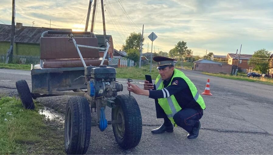 "И куда же он тут китайский турбонаддув вкрячил?"
