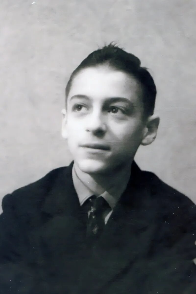 Геннадий Хазанов в детстве. Фото: wikifoto.ru