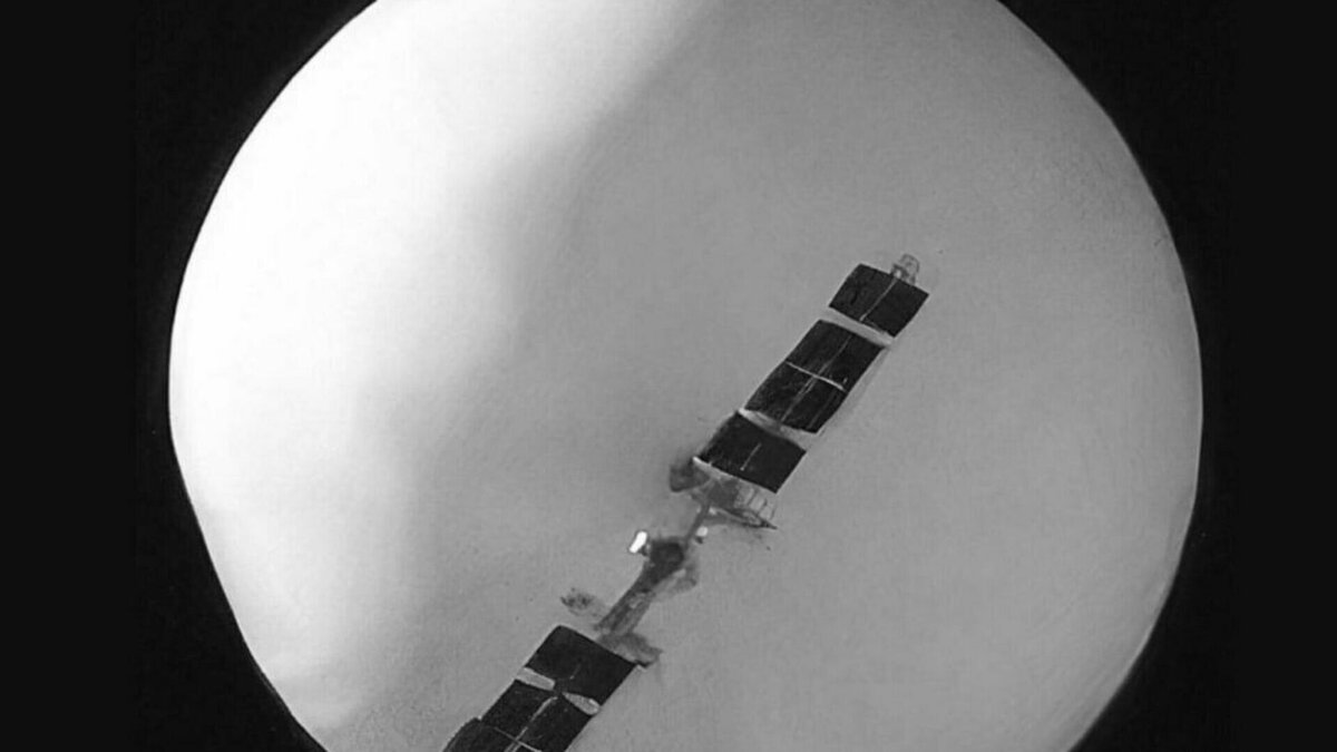     Китайскому правительству снова пришлось оправдываться: В Пенкине заявили, что воздушный шар, который Колумбия заметила в своем воздушном пространстве, предназначался для гражданских целей и его «случайно сдуло в сторону Южной Америки».