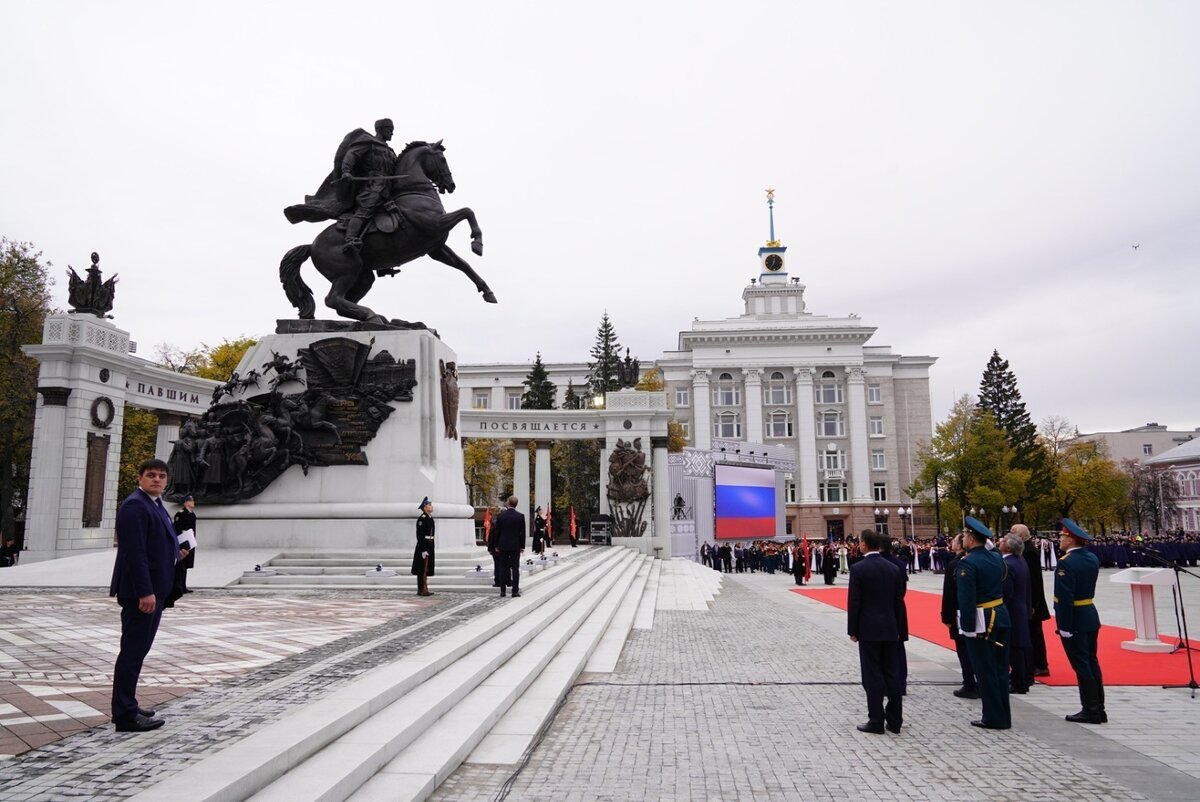 Памятники уфы фото Башкирское войско - героический путь по защите Отечества! газета "ИСТОКИ" Дзен