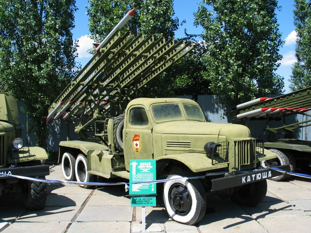 Система залпового огня БМ-13Н на шасси грузовика ЗИС-151. Фото: Максим Мысин