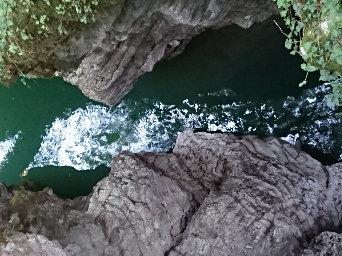 загадочная река, место силы