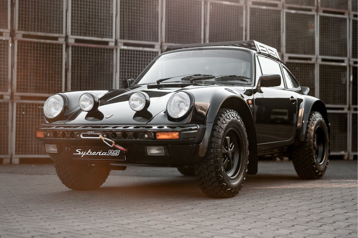 Porsche джип перед