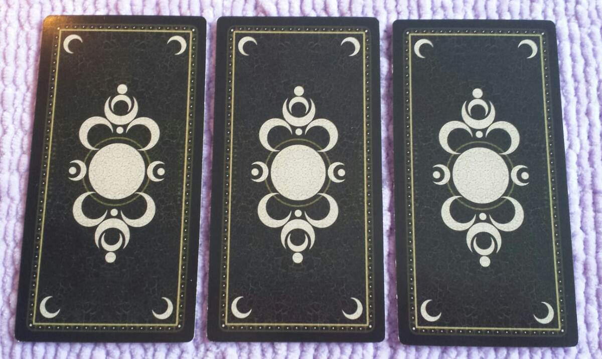 Читать слева направо: 1,2,3