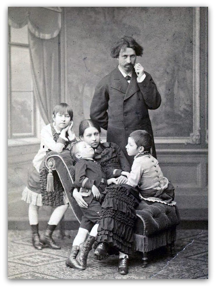 И.Е. Репин и его первая жена  с детьми.