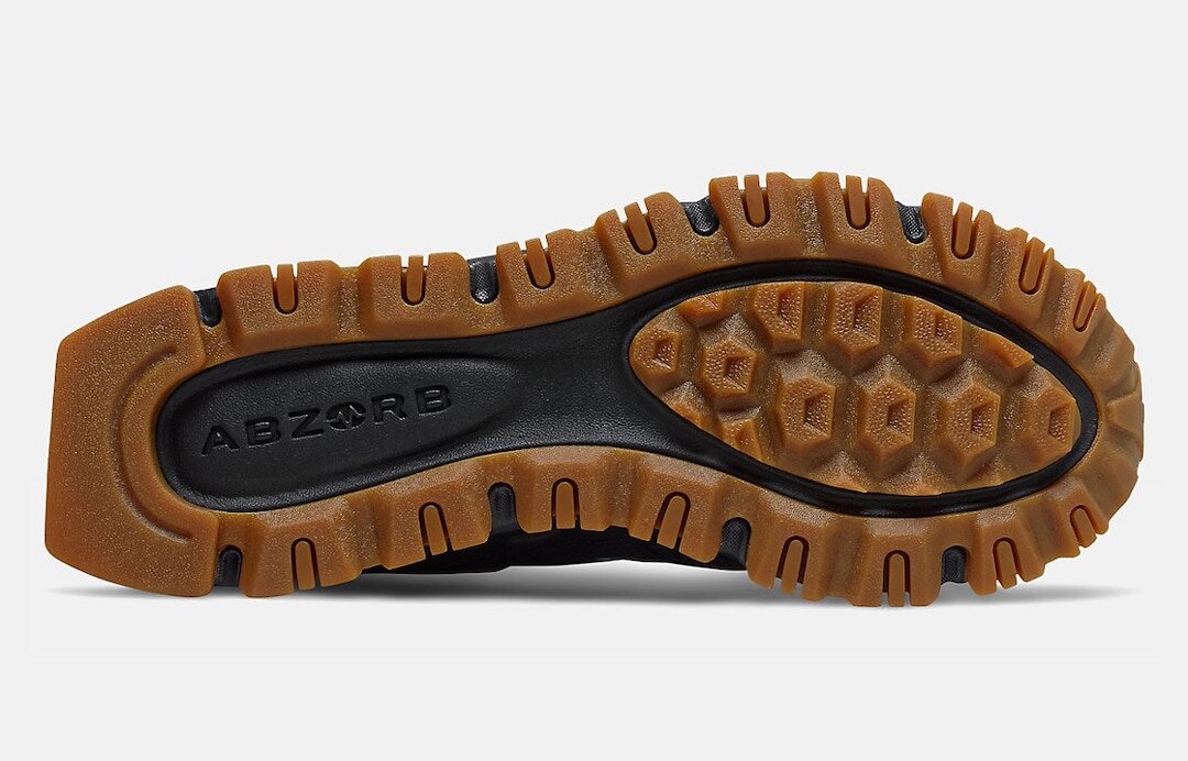 New Balance XRCT "Black Gum"