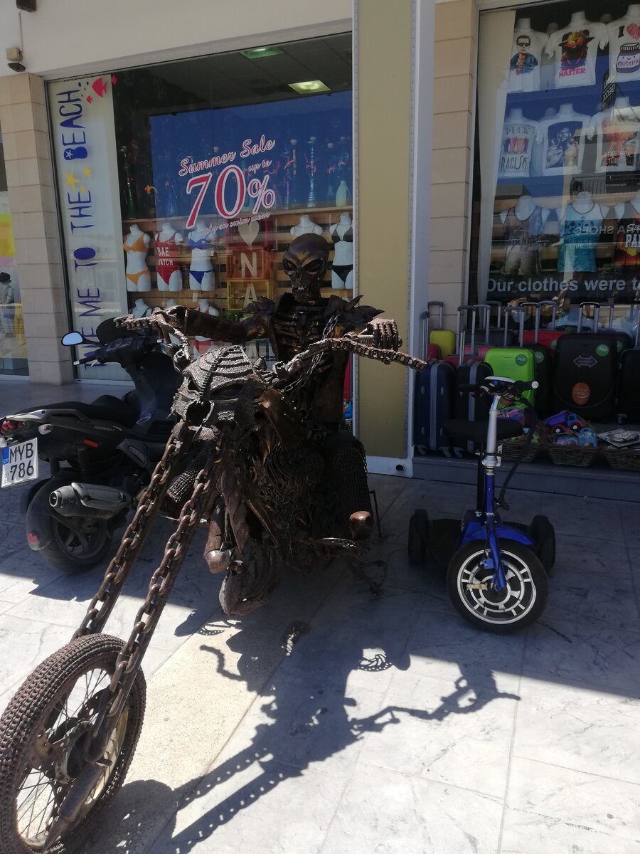 Классная работа для привлечения внимания. Реалистичен, только огня не хватает.