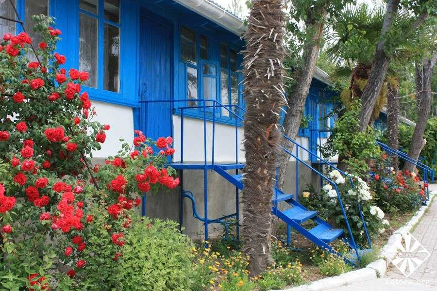 Фото: группа "Детский лагерь в Крыму - КРЫМПОТРЕБСОЮЗ" | Вконтакте    