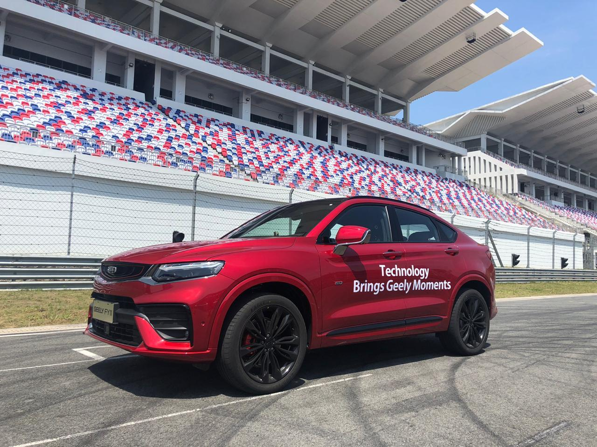 Geely FY11 на тестах 