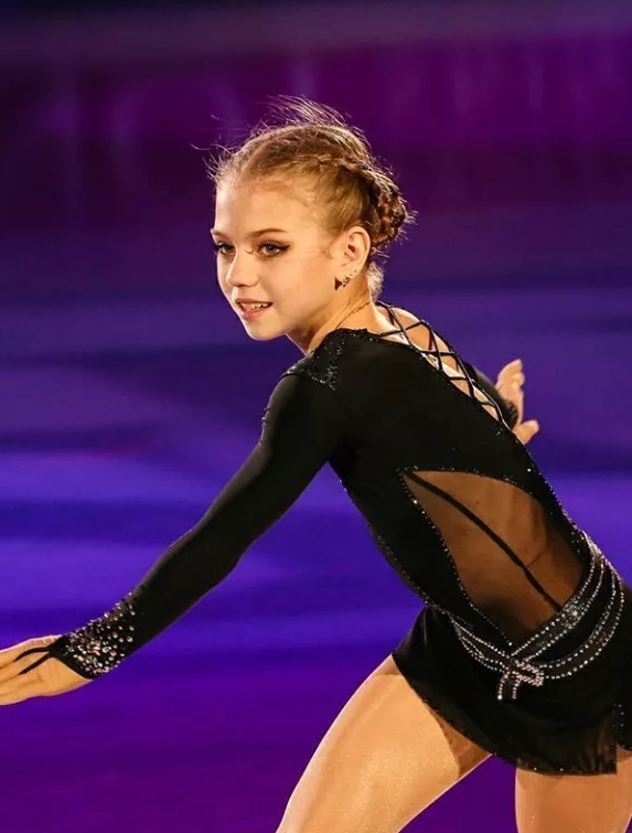 Александра Трусова